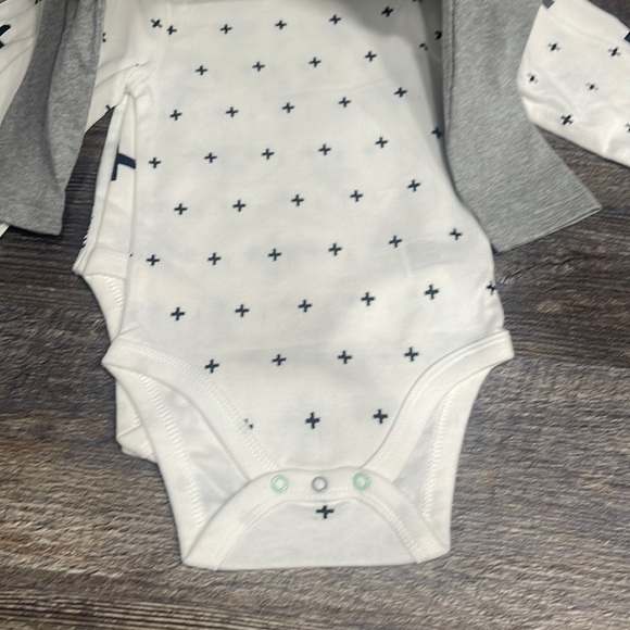 4 pc cloud island baby bodysuit - Picture 3 of 8